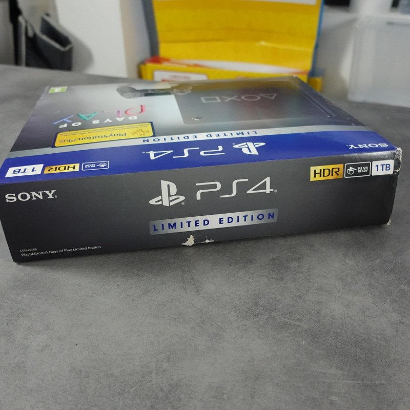 Vendita Playstation 4 Limited Edition Days of Play 1 TB - Retrogaming Shop
