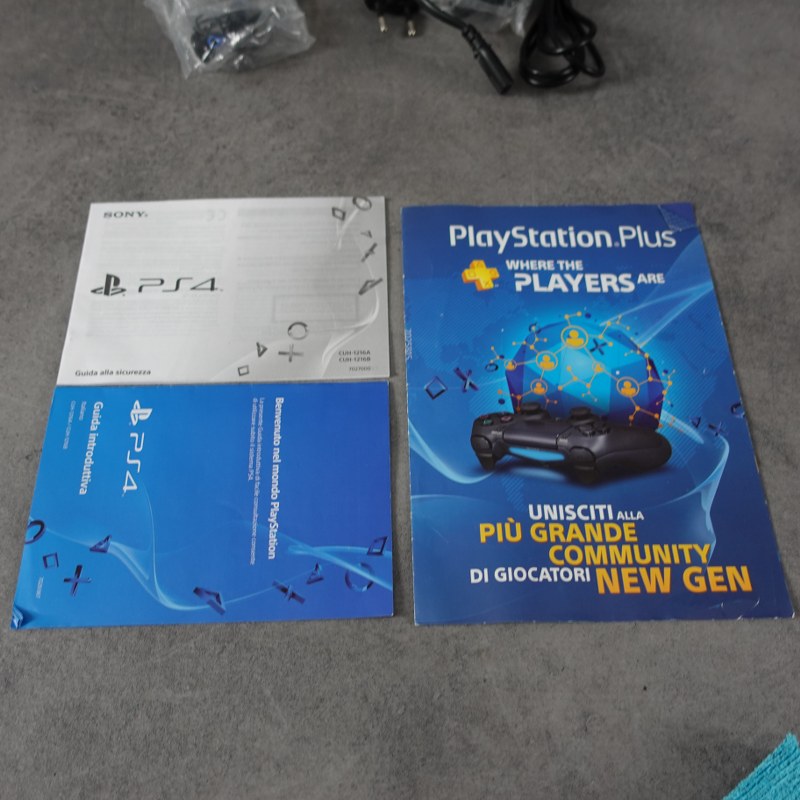 Vendita Playstation 4 Metal Gear Solid The Phantom Pain Bundle - Retrogaming Shop