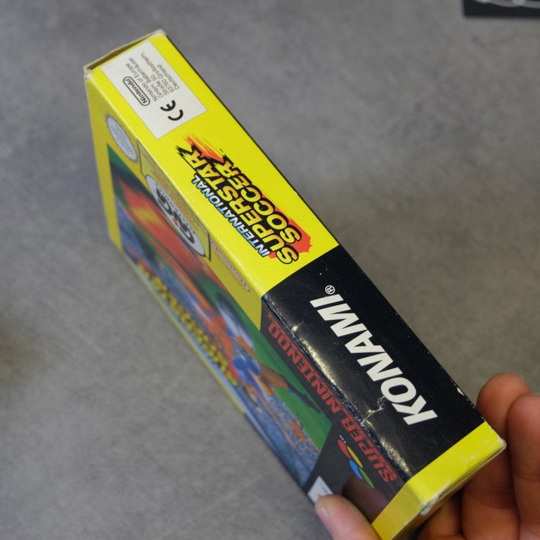 Vendita International Superstar Soccer - Retrogaming Shop