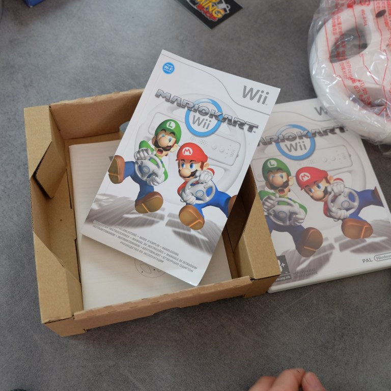 Mario Kart Wii +Wii Wheel Nintendo