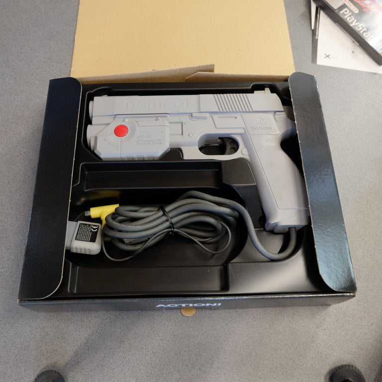 Vendita Time Crisis + G-con45 Bundle - Retrogaming Shop