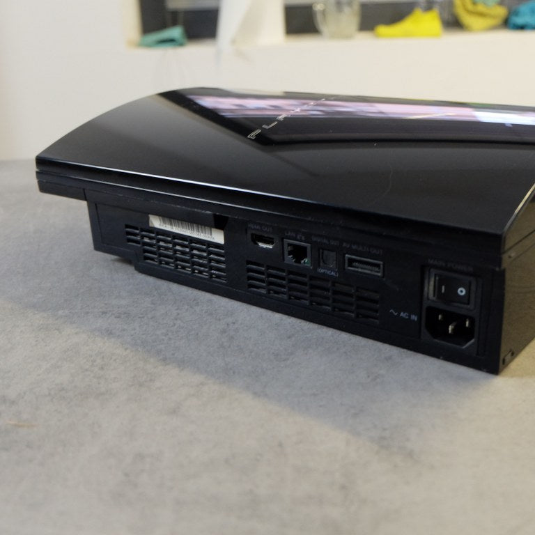 Playstation 3 Fat 60 GB Starter Pack