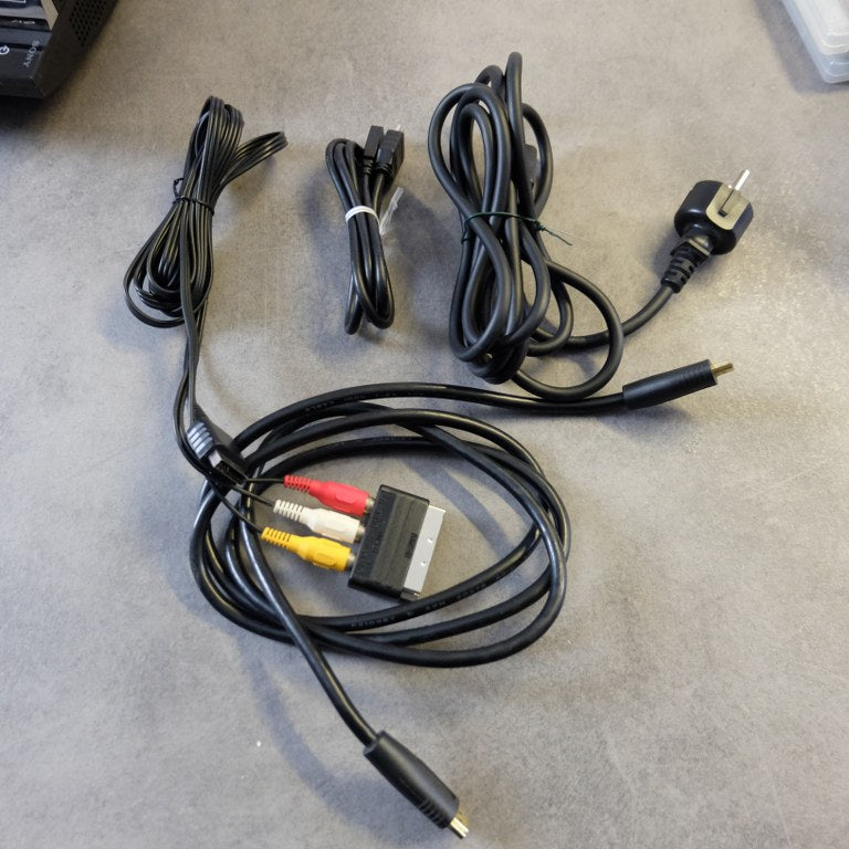 Playstation 3 Fat 60 GB Starter Pack