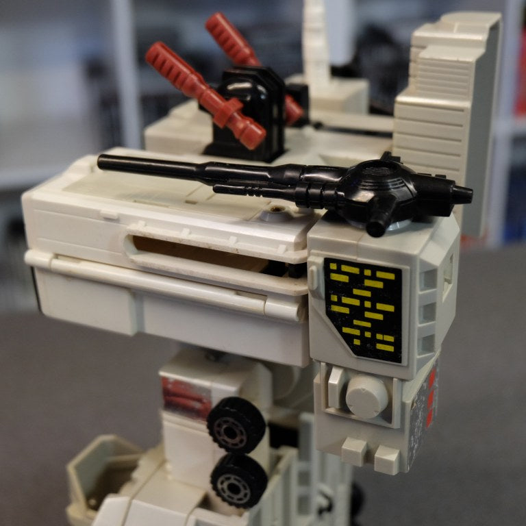 Metroplex  Transformers G1 Nintendo