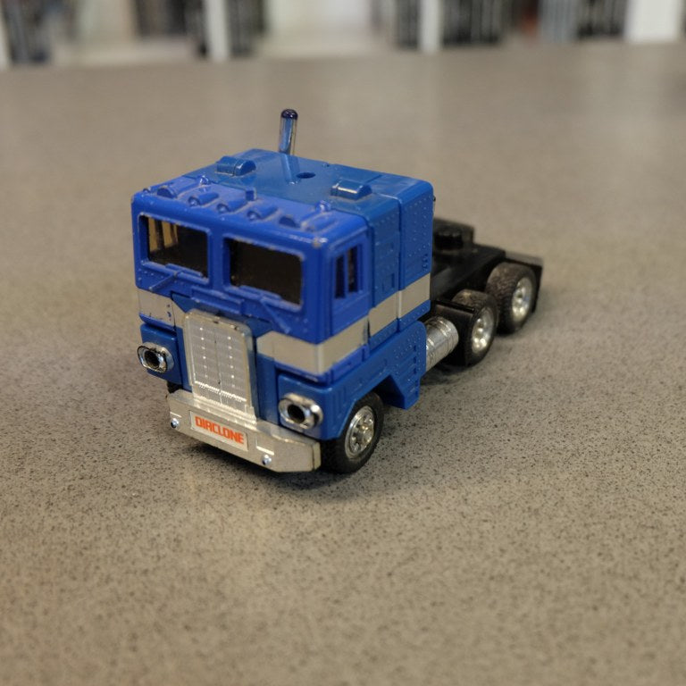 Ultra Magnus Diaclone  Transformers G1 Nintendo