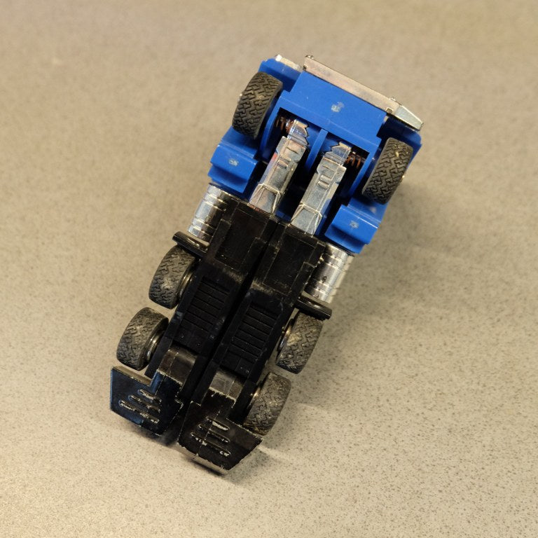 Ultra Magnus Diaclone  Transformers G1 Nintendo