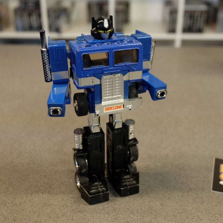 Ultra Magnus Diaclone  Transformers G1 Nintendo