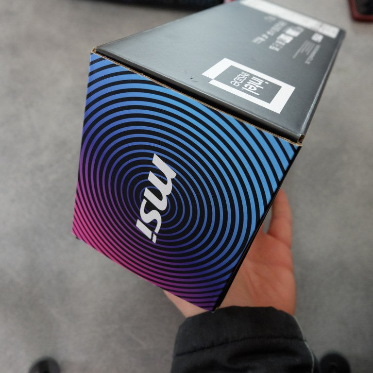 Vendita Msi Claw + Custodia - Retrogaming Shop