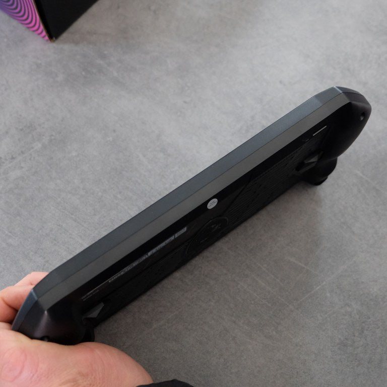 Vendita Msi Claw + Custodia - Retrogaming Shop