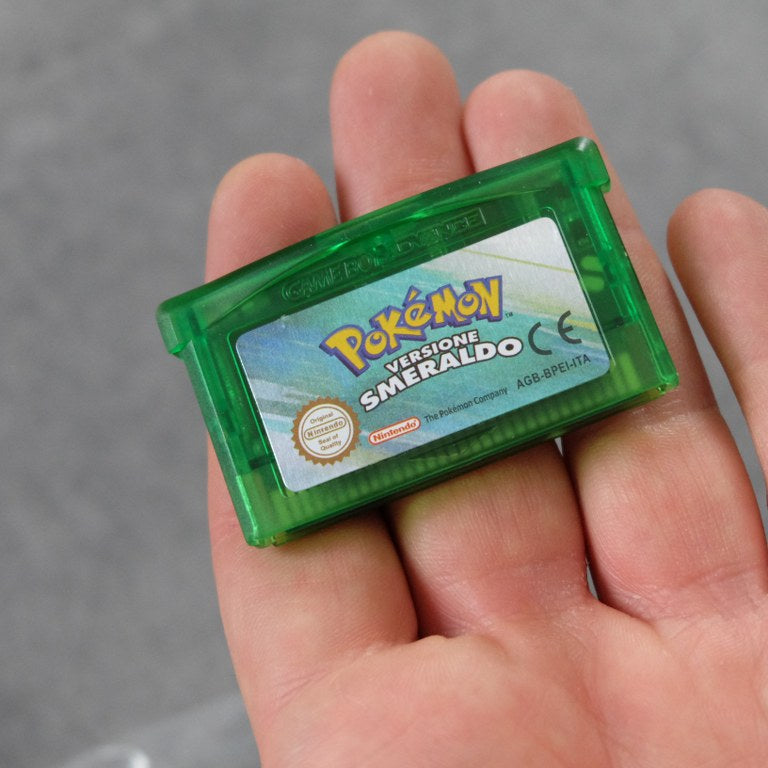 Vendita Pokemon Versione Smeraldo - Retrogaming Shop