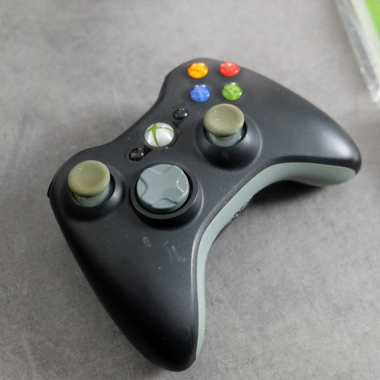 Xbox 360 Elite Halo 3 ODST + Halo 3 + Halo Reach