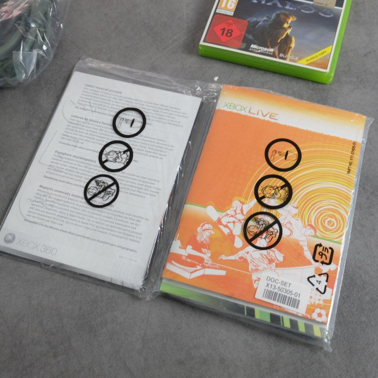 Xbox 360 Elite Halo 3 ODST + Halo 3 + Halo Reach