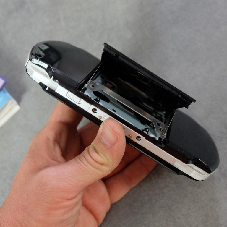 Vendita Psp Playstation Portable 3004 Eyepet - Retrogaming Shop