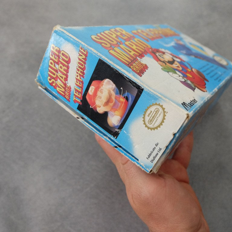 Vendita Super Mario Bros. Telephone Collector's Item - Retrogaming Shop