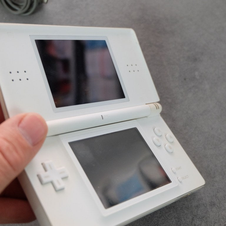 Ds Lite Final Fantasy XII Revenant Wings Nintendo