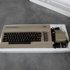 Vendita Commodore 64 - Retrogaming Shop