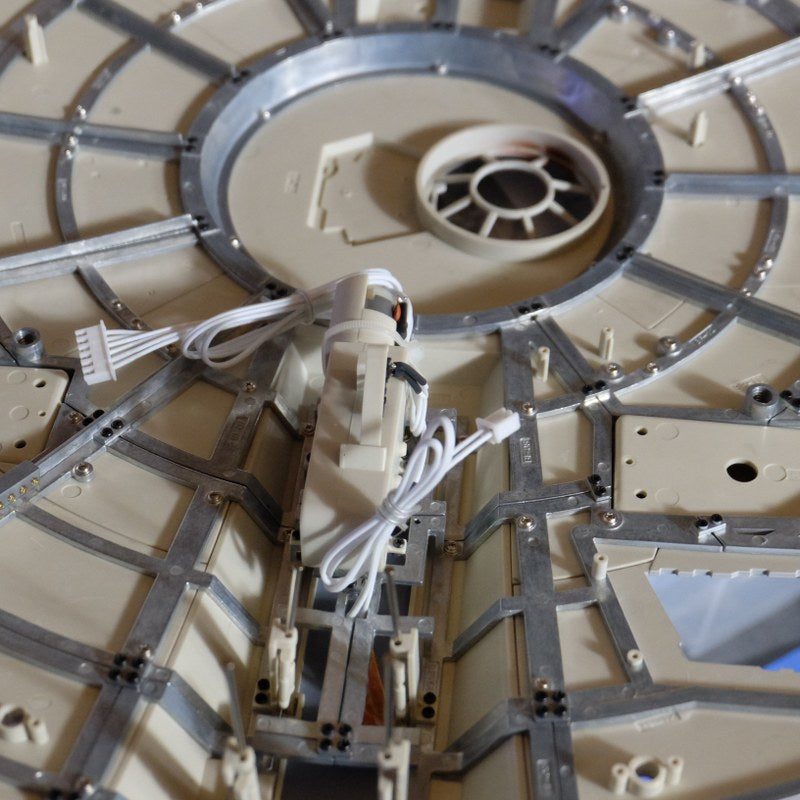 Star Wars Build The Millenium Flacon DeAgostini Completa (?) Mattel