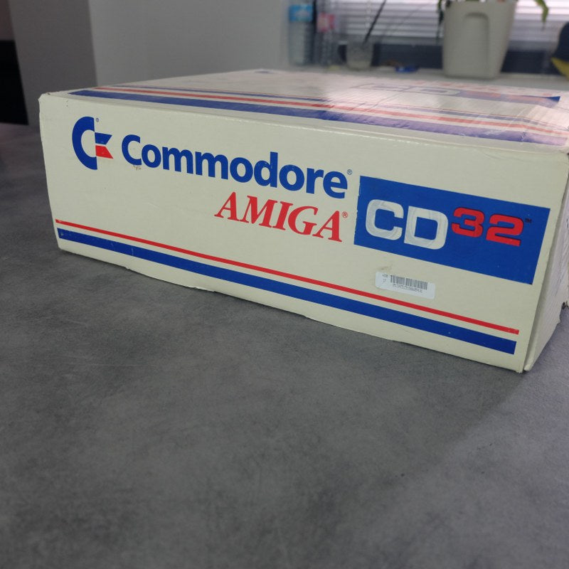 Vendita Commodore Amiga Cd 32 - Retrogaming Shop