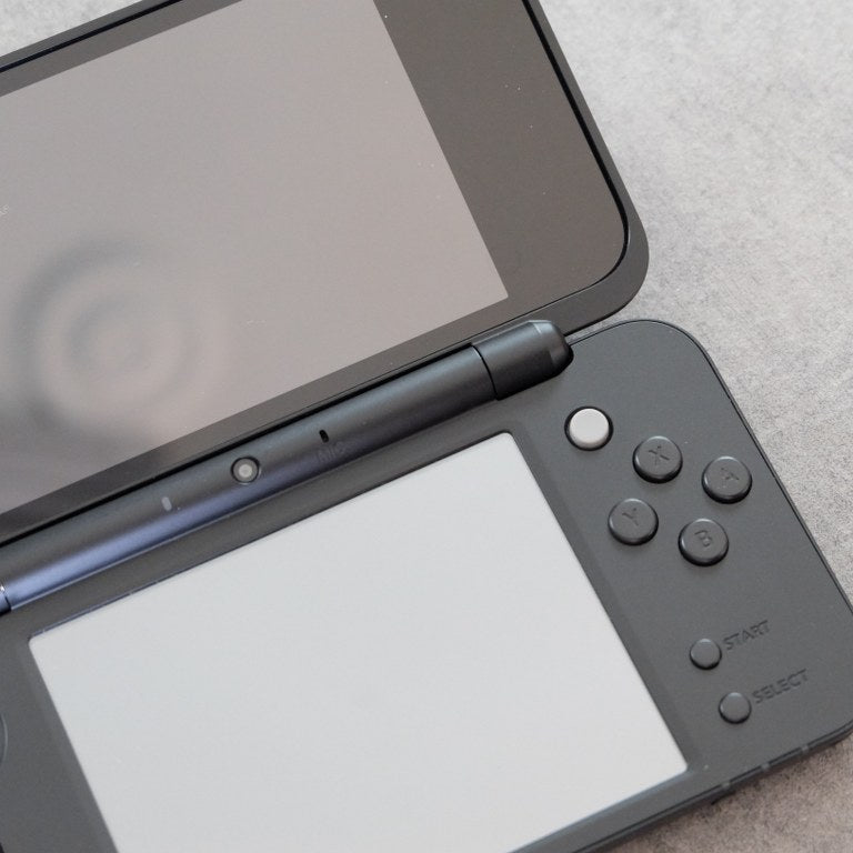 New Nintendo 2ds LL Dragon Quest Hagure Metal Edition Nintendo