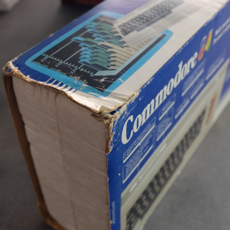 Vendita Commodore 64 - Retrogaming Shop