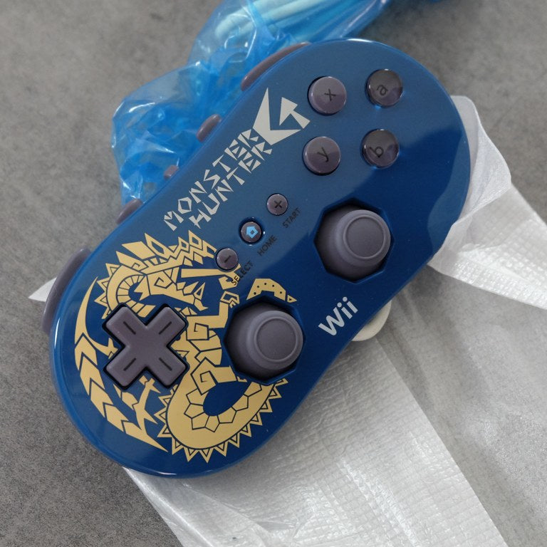 Vendita Monster Hunter G + Classic Controller - Retrogaming Shop