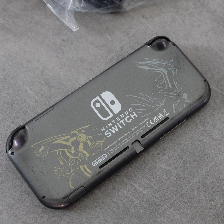 Vendita Nintendo Switch Pokemon Dialga & Kialpa Edition - Retrogaming Shop