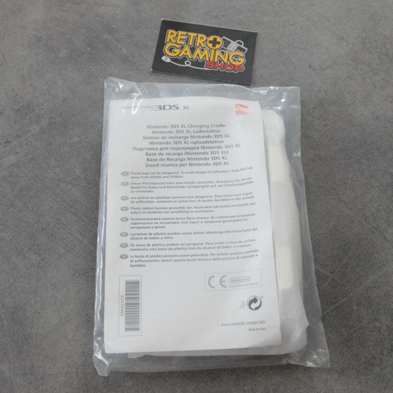 Vendita Nintendo 3ds XL Charging Cradle Nuova - Retrogaming Shop