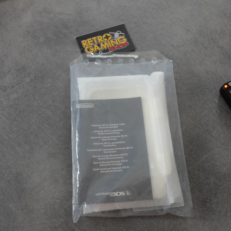 Vendita Nintendo 3ds XL Charging Cradle Nuova - Retrogaming Shop