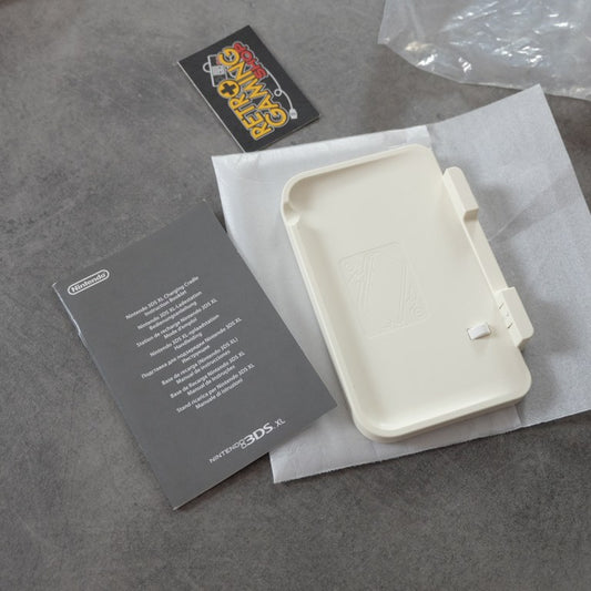 Nintendo 3ds XL Charging Cradle Nuova
