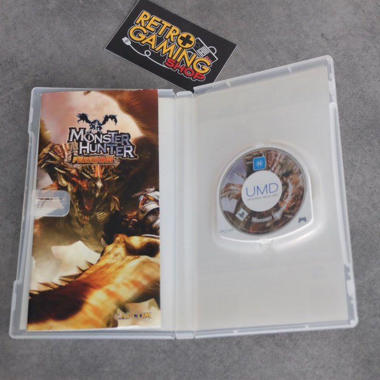 Vendita Monster Hunter Freedom - Retrogaming Shop