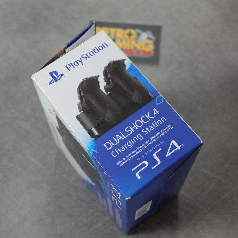Vendita Dualshock 4 Charging Station Nuovo - Retrogaming Shop