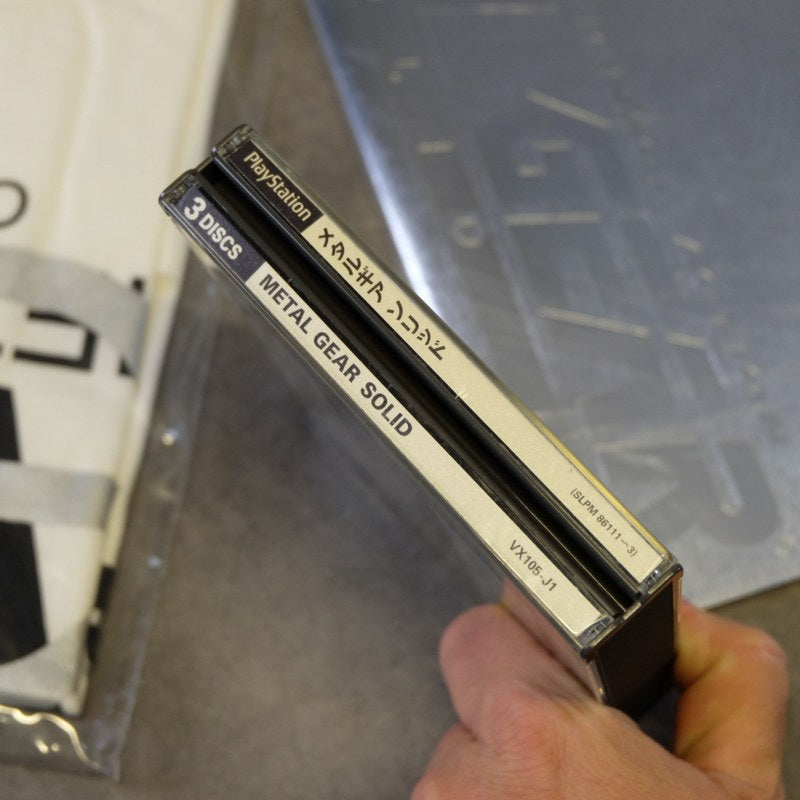Metal Gear Solid Limited Edition Premium Package Sony