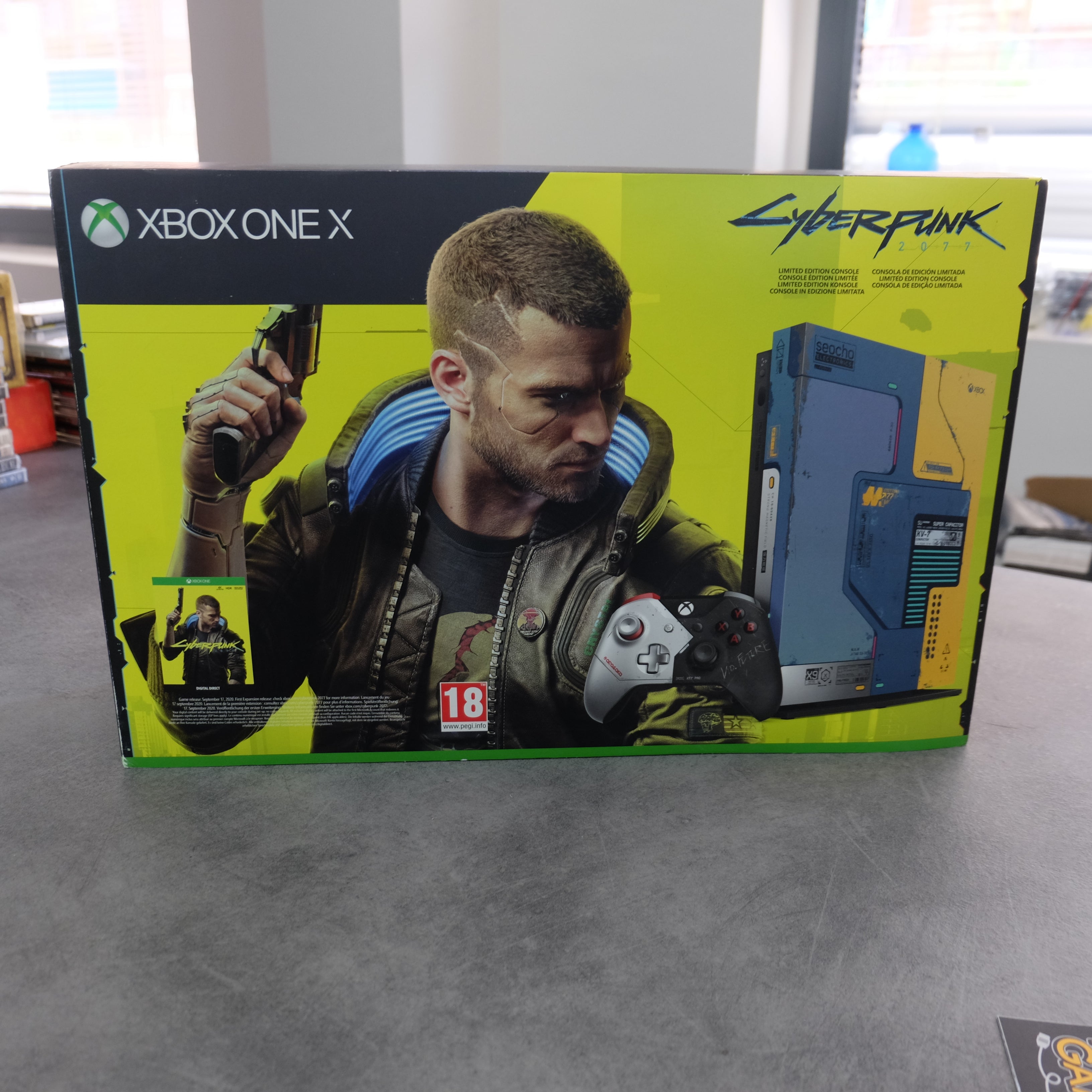 Vendita Xbox One X Cyberpunk 2077 Limited Edition - Retrogaming Shop