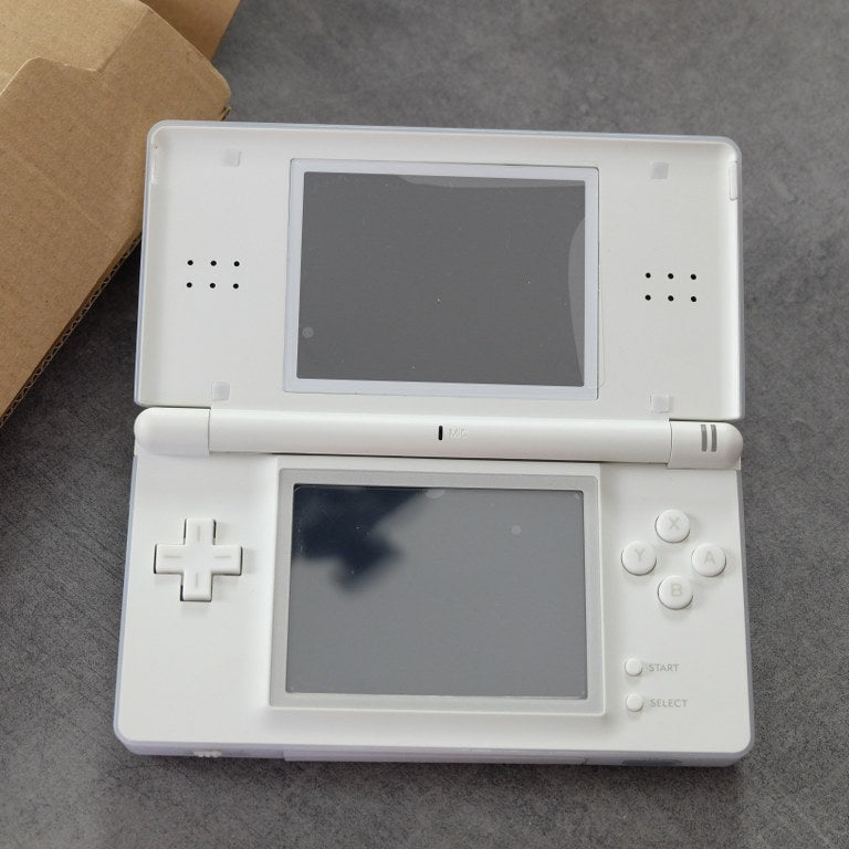 Vendita Ds Lite Tarocco, non originale. - Retrogaming Shop