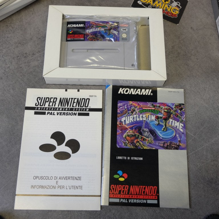 Teenage Mutant Hero Turtles Iv: Turtles in Time Nintendo