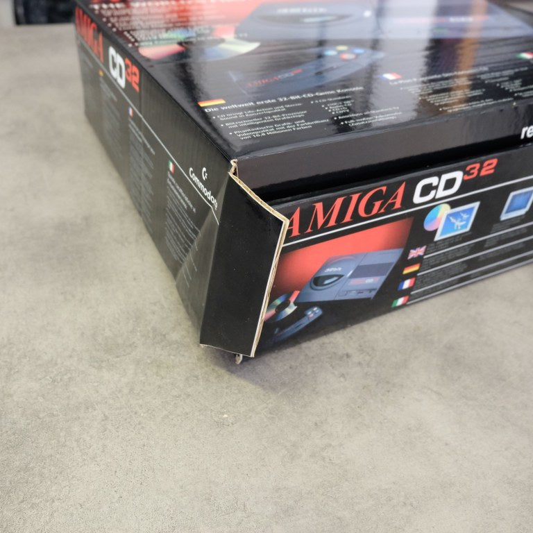 Commodore Amiga Cd 32 Commodore