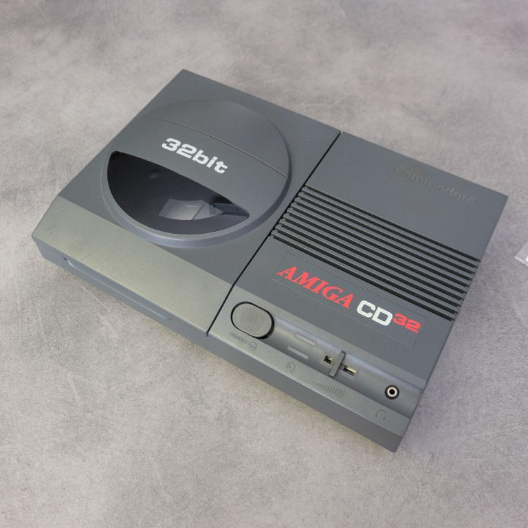 Commodore Amiga Cd 32 Commodore