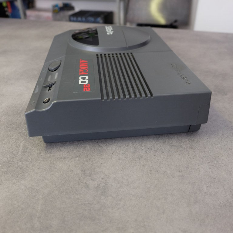 Commodore Amiga Cd 32 Commodore