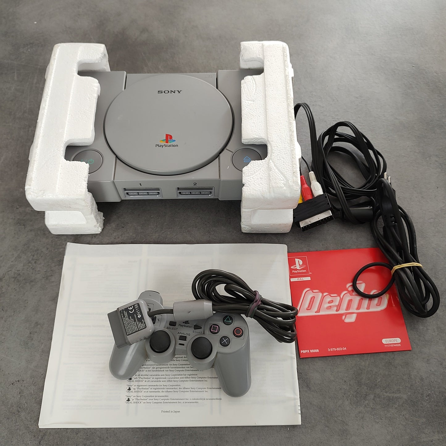 Playstation SCPH 7502c Sony