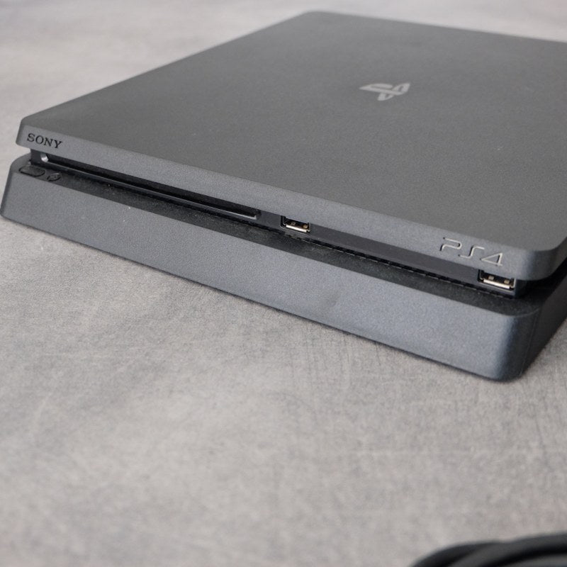 Vendita Playstation 4 500GB - Retrogaming Shop