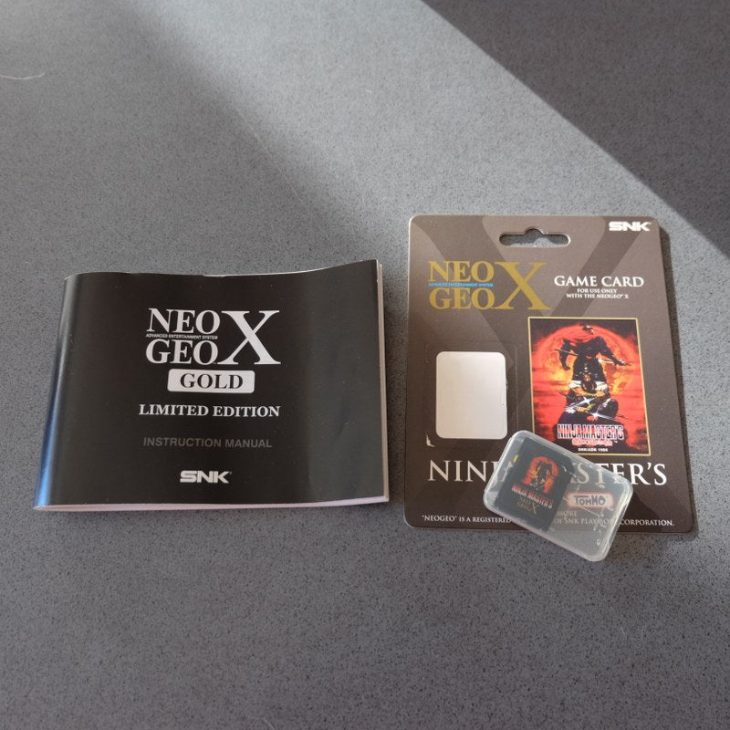 Neo Geo X Gold Limited Edition + Meg Pack Vol.1