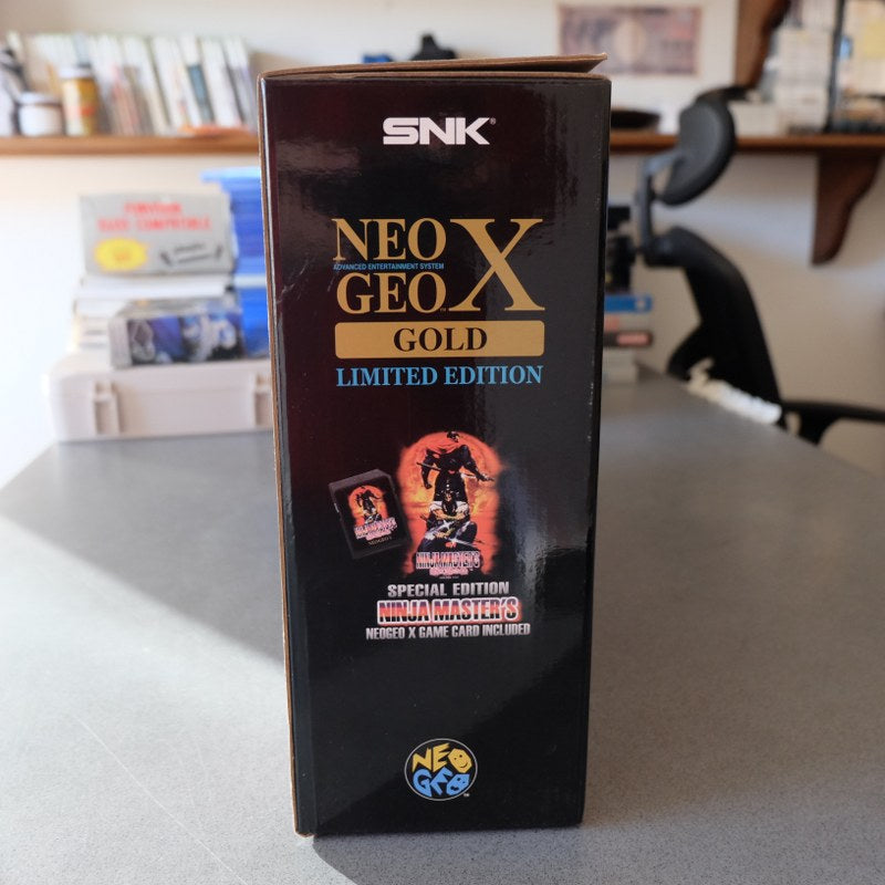Neo Geo X Gold Limited Edition + Meg Pack Vol.1