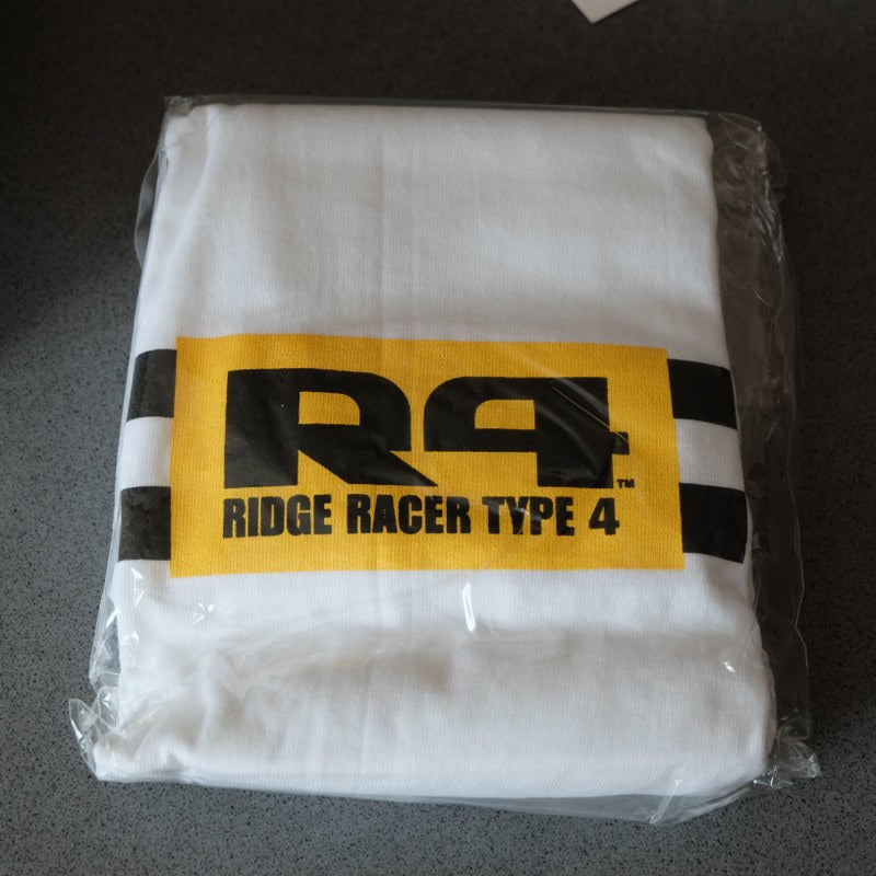 Ridge Racer Type 4 + Jogcon Bundle - Sony