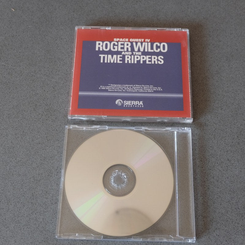 Space Quest IV Roger Wilco And The Time Rippers + Hint Book - Microsoft
