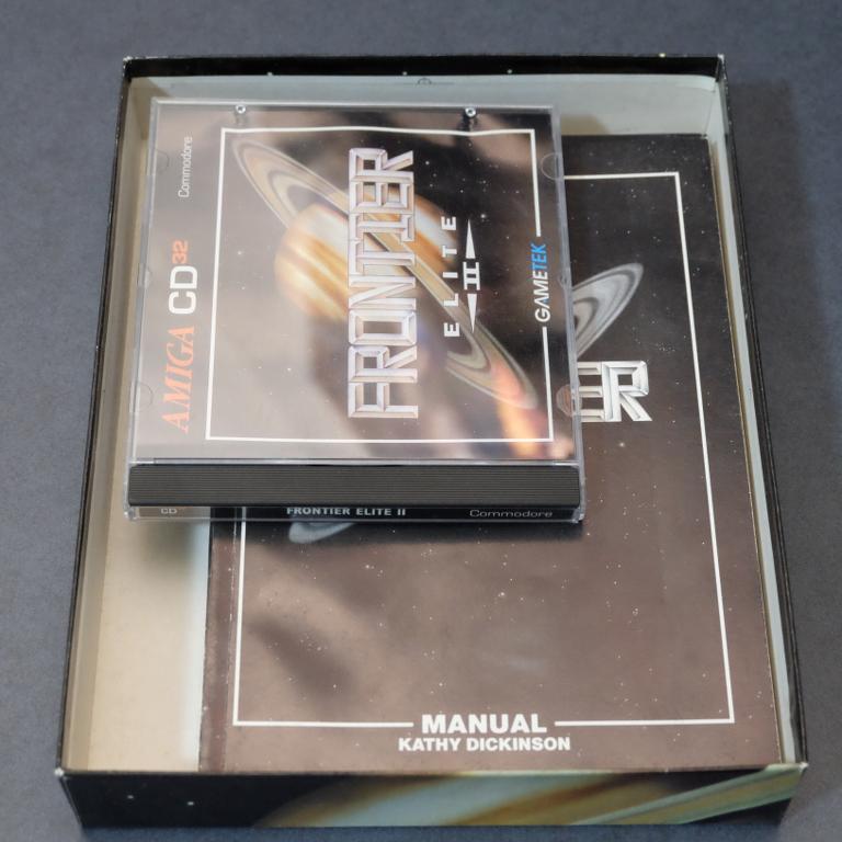 Frontier: Elite 2 Amiga Cd32 - Retrogaming Shop